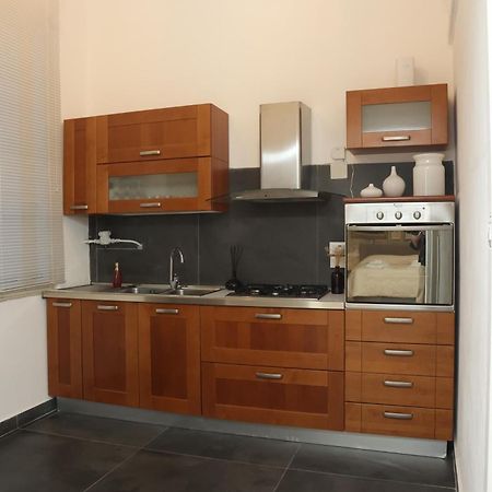 Bethel Come Casa Apartments เนเปิลส์ ภายนอก รูปภาพ