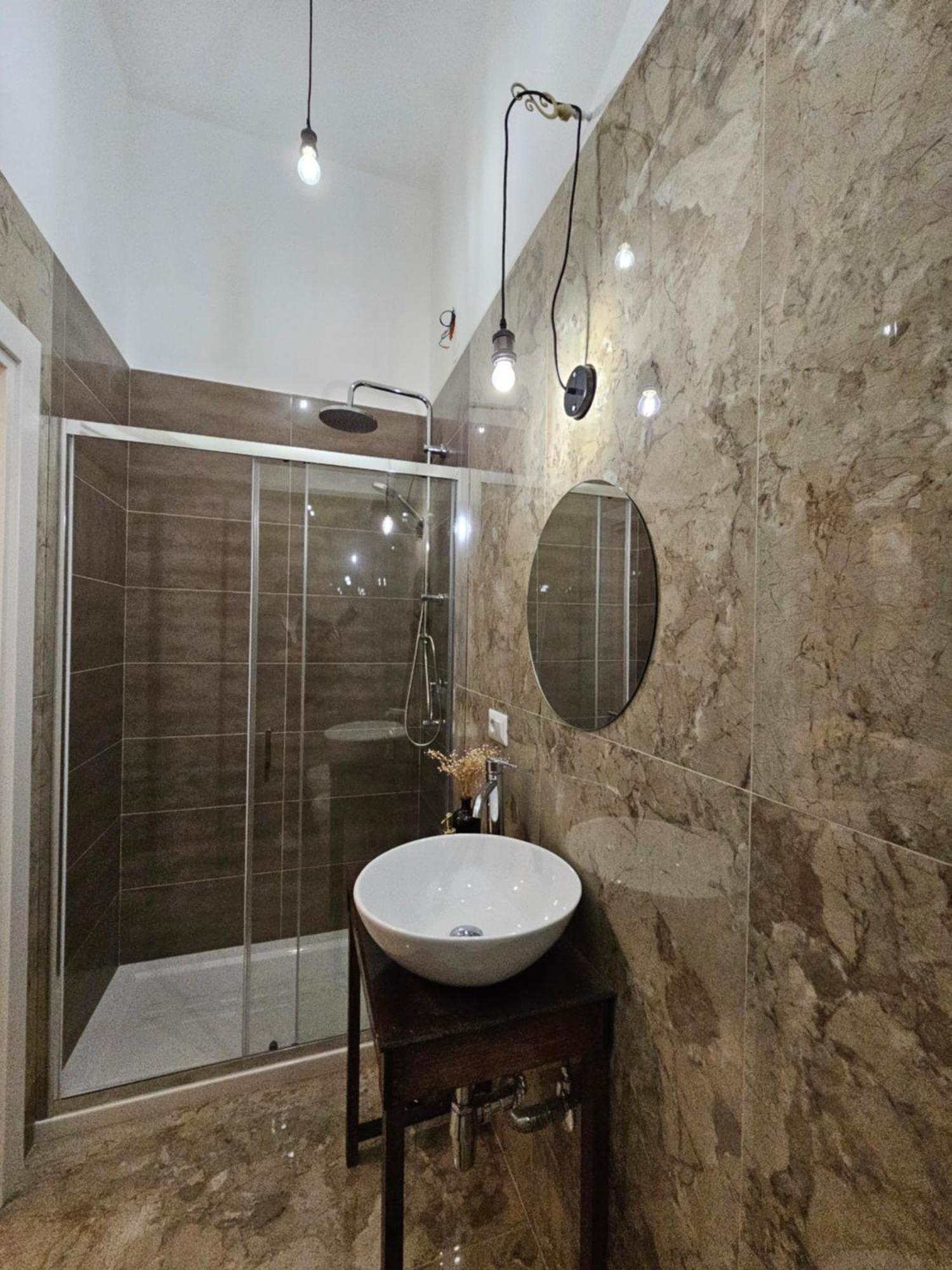 Bethel Come Casa Apartments เนเปิลส์ ภายนอก รูปภาพ