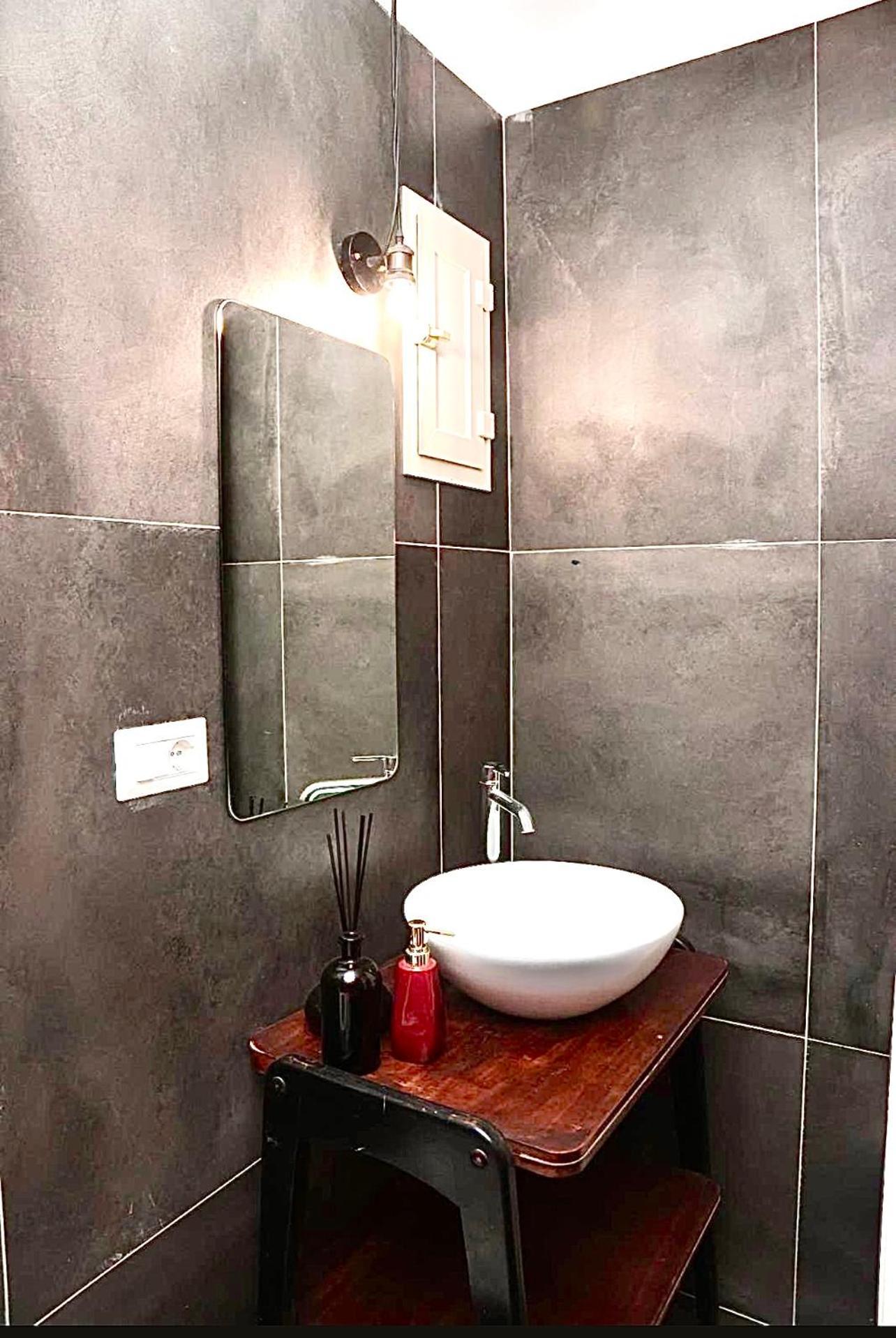 Bethel Come Casa Apartments เนเปิลส์ ภายนอก รูปภาพ
